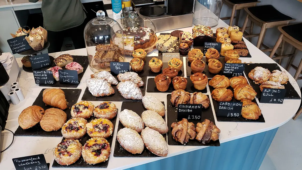Coughlans Bakery – bakery in Horley town centre